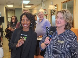 Kelli with Donnna Lowe